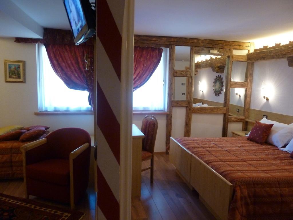 Hotel Ancora Castello-Molina di Fiemme Værelse billede