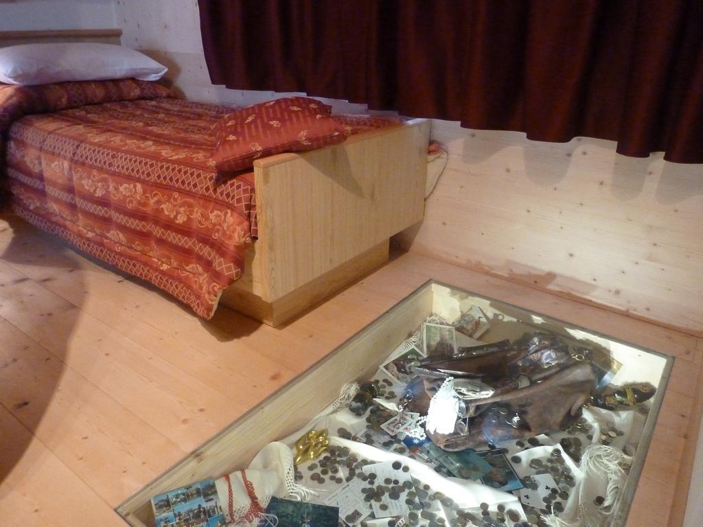 Hotel Ancora Castello-Molina di Fiemme Værelse billede