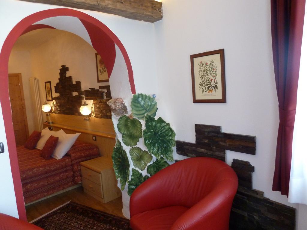 Hotel Ancora Castello-Molina di Fiemme Værelse billede