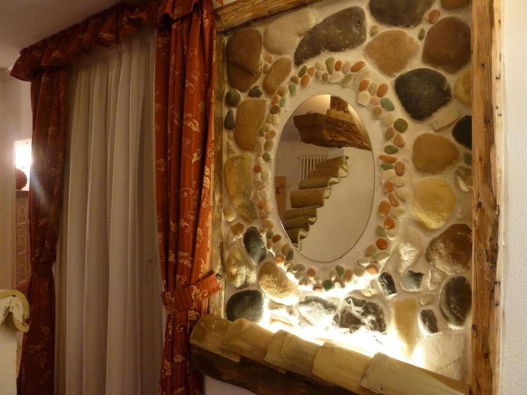 Hotel Ancora Castello-Molina di Fiemme Værelse billede