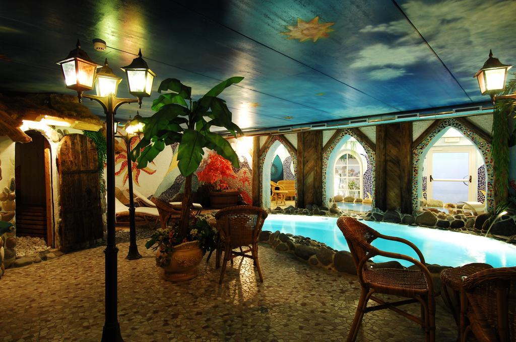 Hotel Ancora Castello-Molina di Fiemme Eksteriør billede
