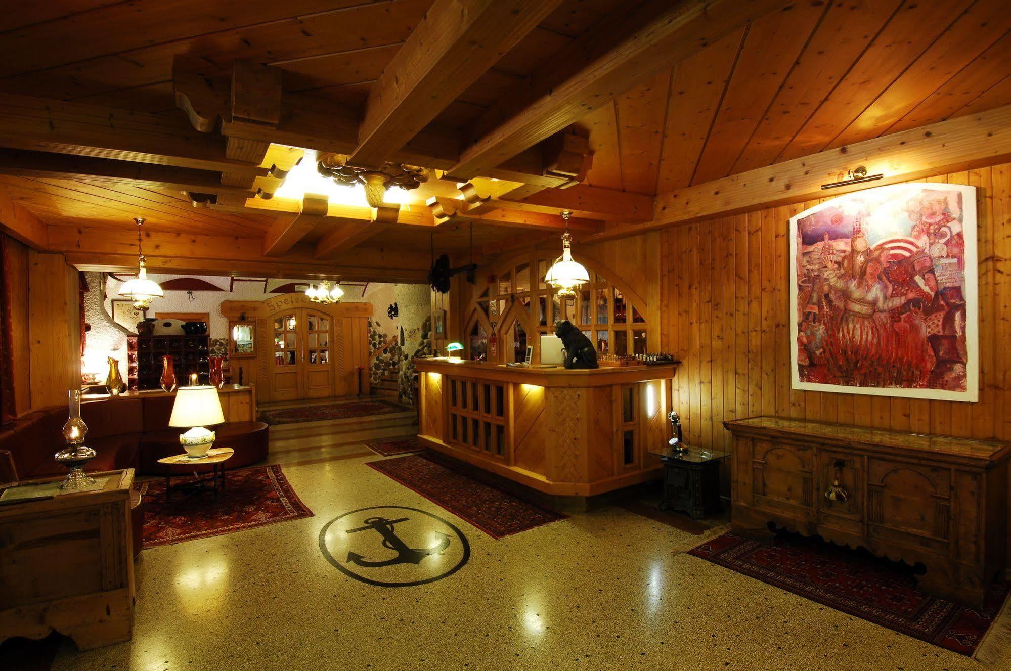 Hotel Ancora Castello-Molina di Fiemme Eksteriør billede