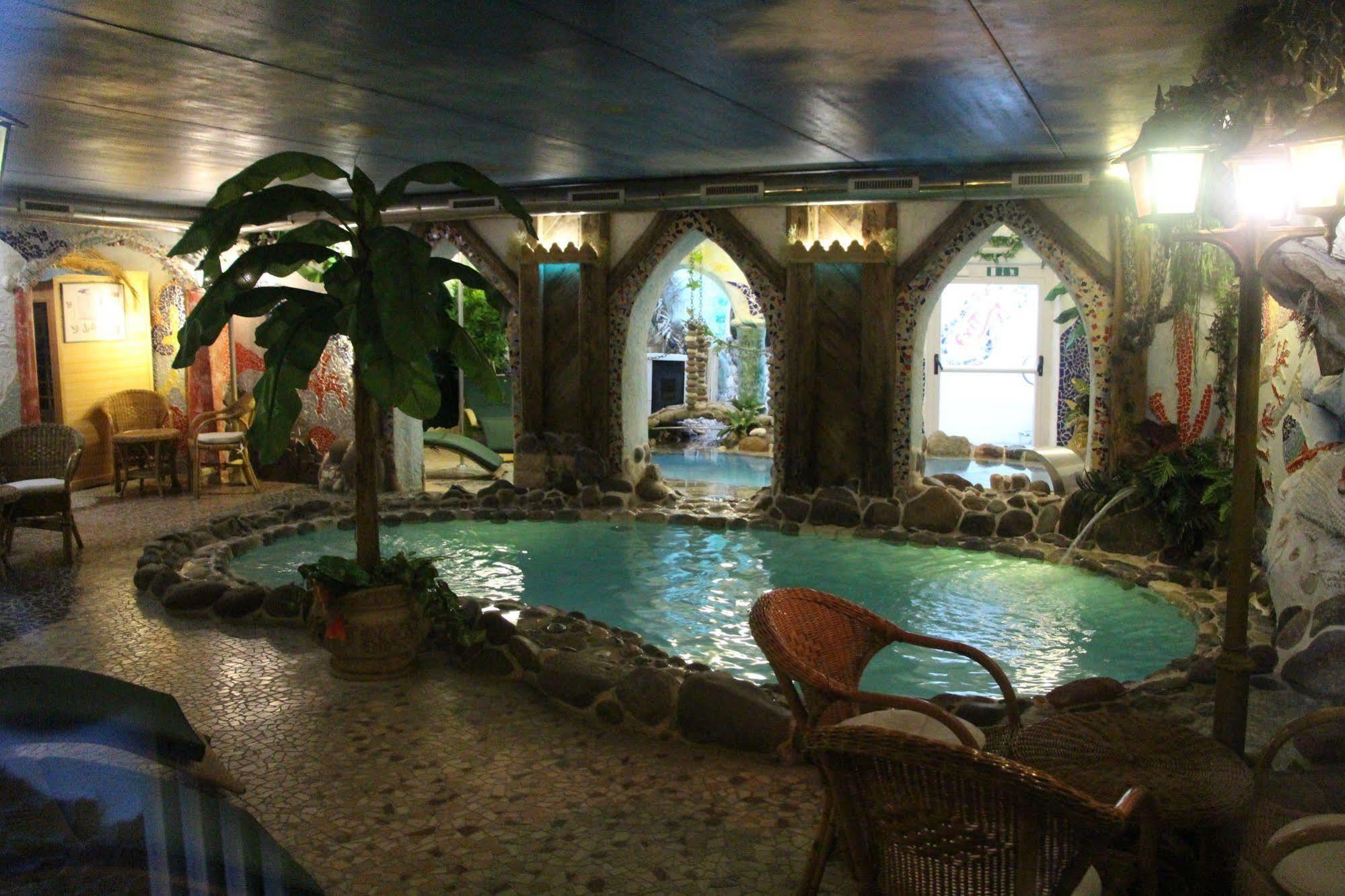 Hotel Ancora Castello-Molina di Fiemme Eksteriør billede
